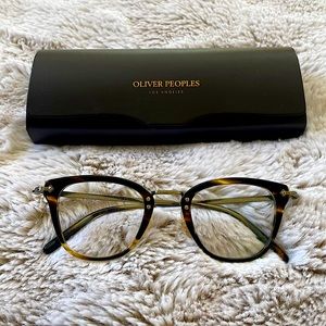 Oliver Peoples Kerry vintage style tortoise eyeglasses. New with original case.